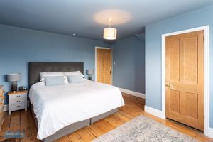 Bedroom- click for photo gallery